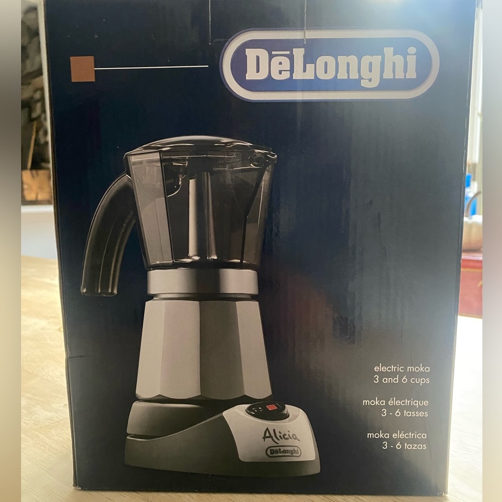 DeLonghi electric mocha maker